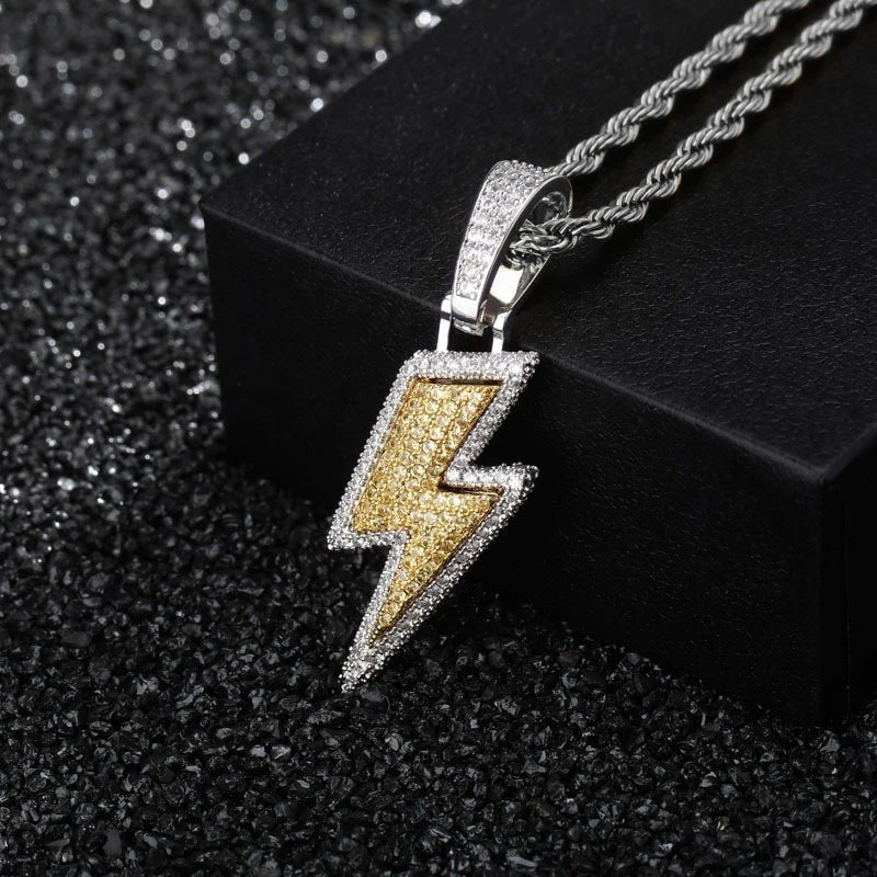 Collier « Strike »